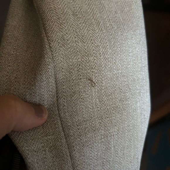 Jacket and pants suit - Picture 7 of 8